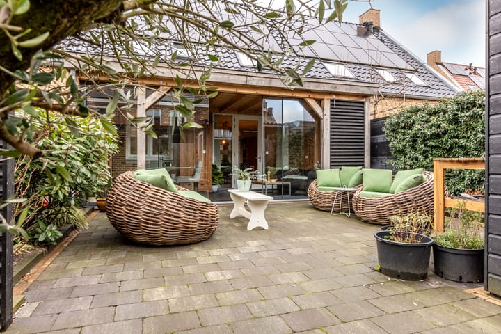 Foto 46 van Bijenkorf 22