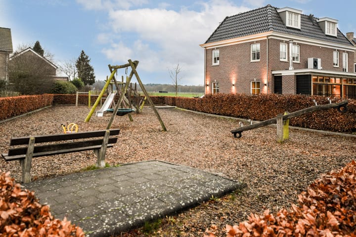 Foto 40 van Weversweg 11