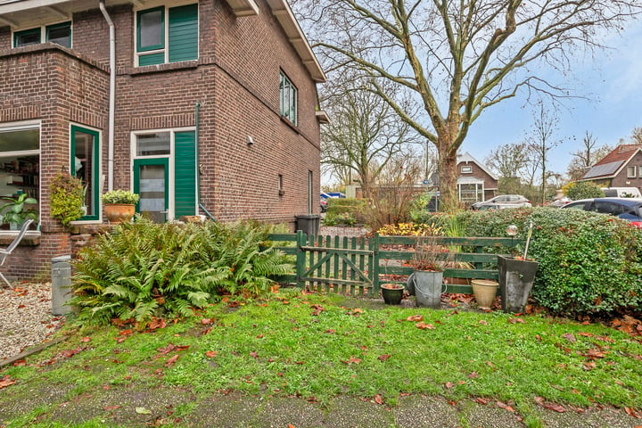 View photo 20 of Schiedamseweg 235