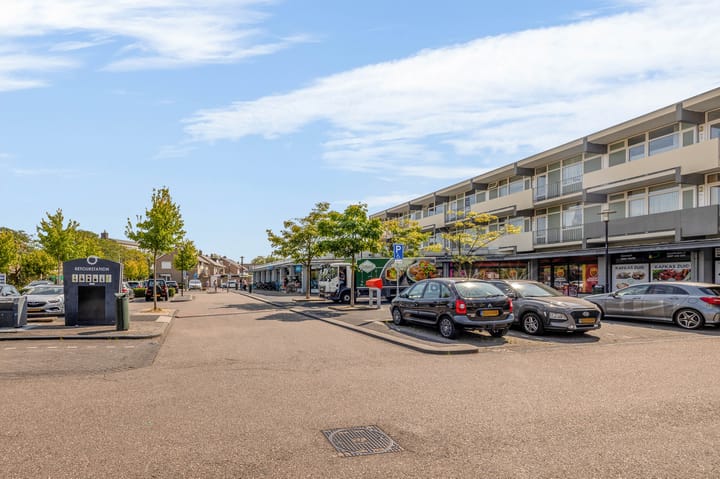 Foto 27 van van Nijvenheimstraat 82