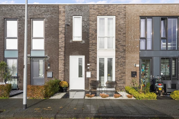 Photo 38 of Vuurvlinderlaan 80