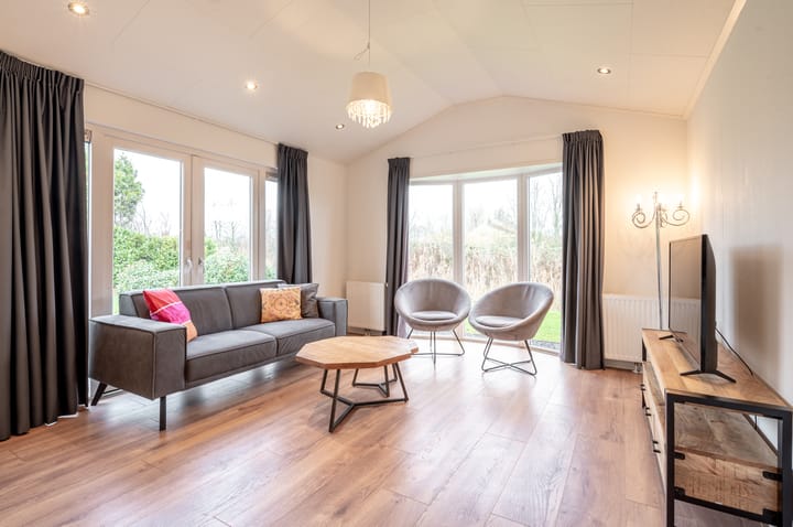 Photo 5 of Zuiderweg 2-46