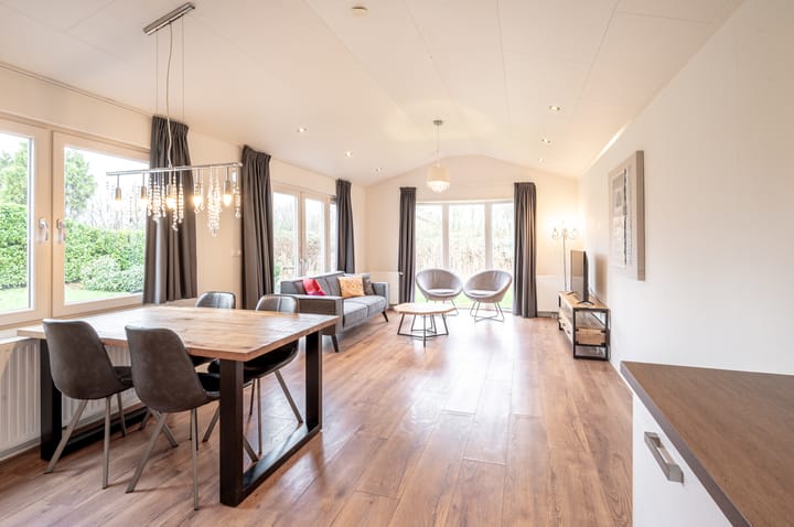 Photo 7 of Zuiderweg 2-46