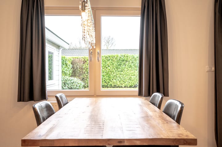 Photo 10 of Zuiderweg 2-46