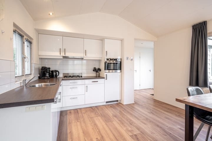 Photo 13 of Zuiderweg 2-46