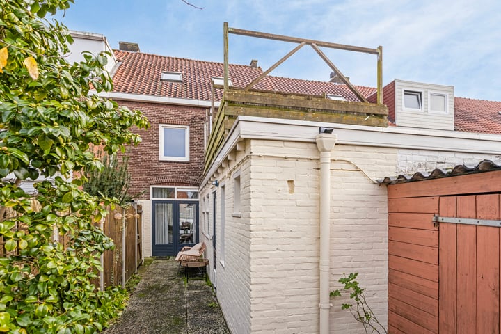 Bekijk foto 30 van Ringbaan-Oost 203