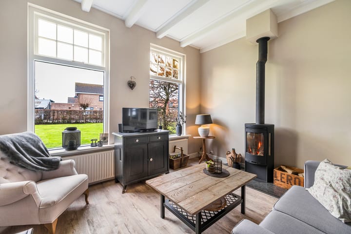 Photo 3 of Stationsweg 29