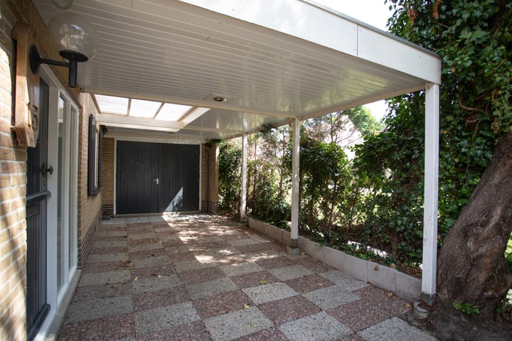 Photo 42 of Kruizemunthof 15