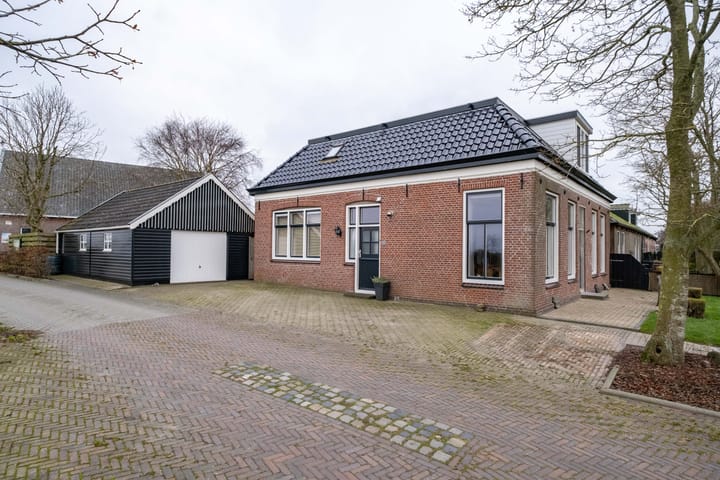 Photo 13 of Camstrawei 20