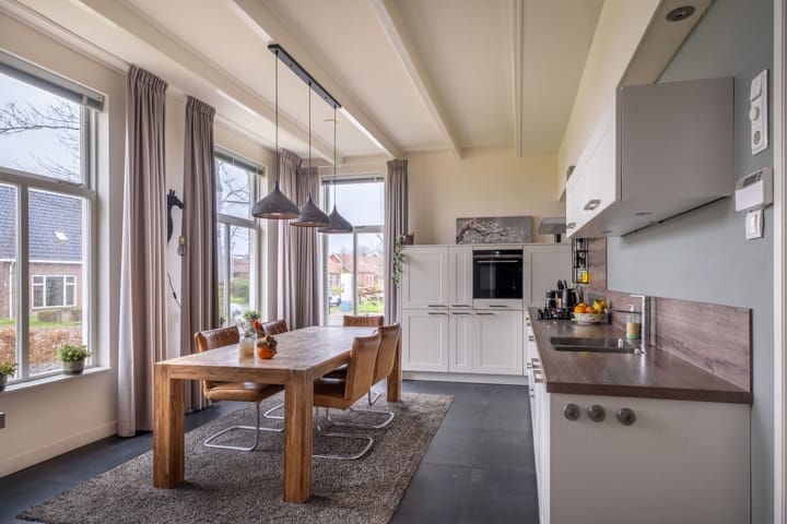 Photo 24 of Camstrawei 20