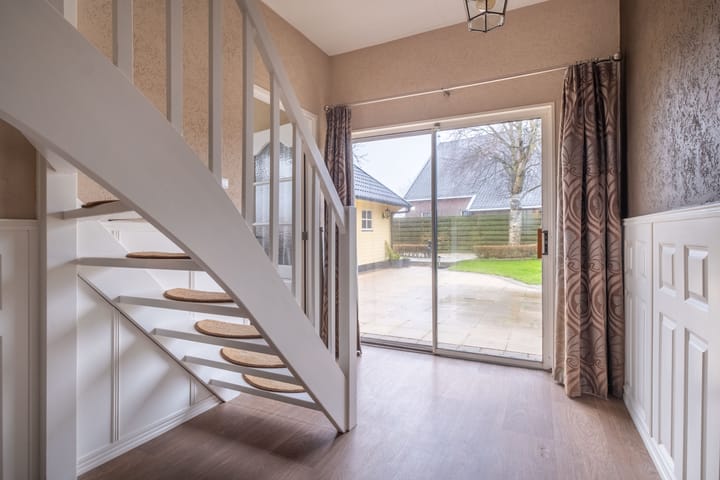 Photo 30 of Camstrawei 20