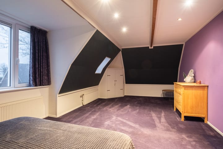 Photo 47 of Camstrawei 20