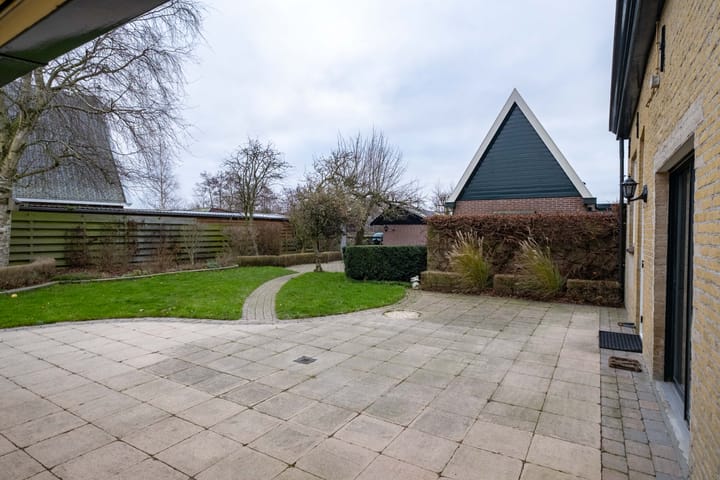 Photo 54 of Camstrawei 20