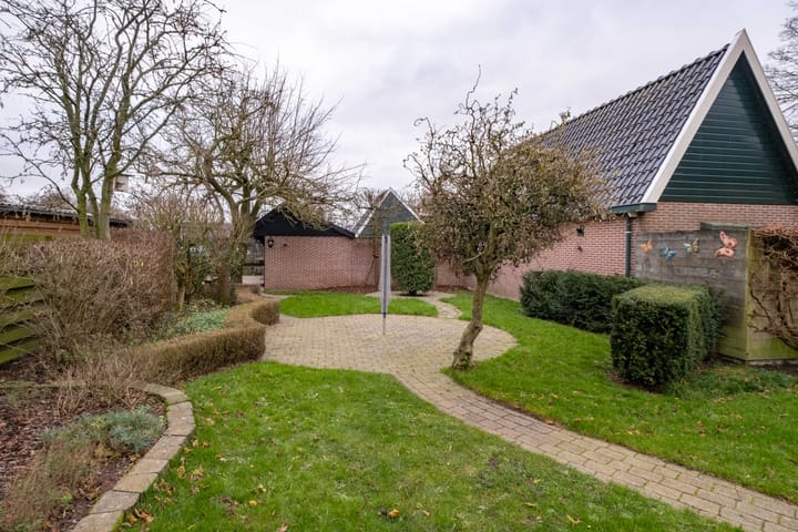 Photo 59 of Camstrawei 20