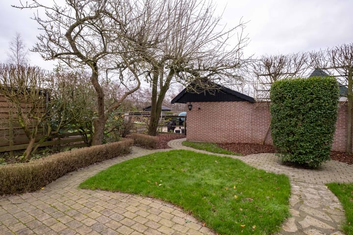 Photo 60 of Camstrawei 20