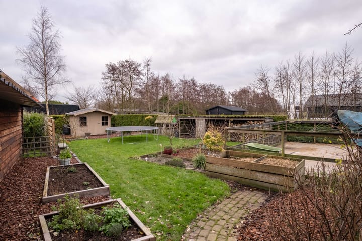 Photo 63 of Camstrawei 20