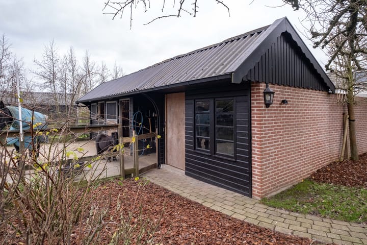 Photo 68 of Camstrawei 20