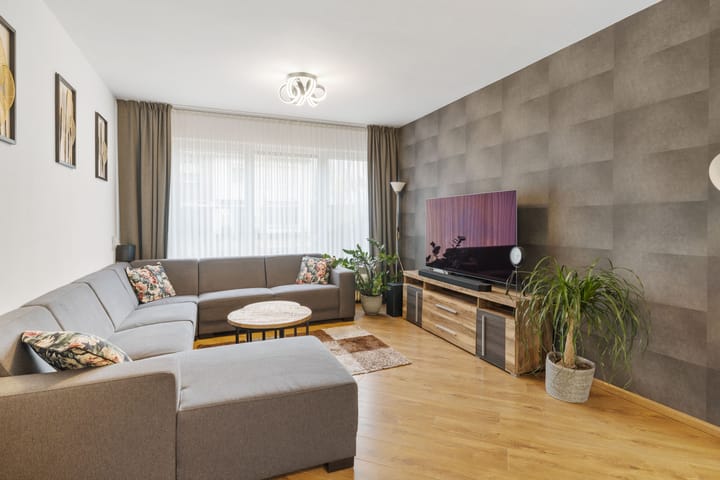 Foto 15 van Reuveltweg 46