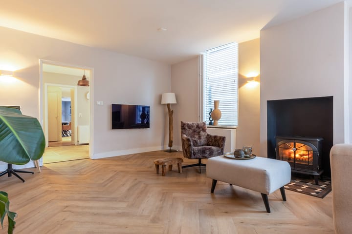 Photo 8 of Oranjedwarsstraat 11