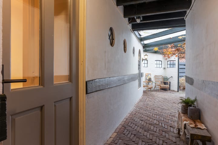 Photo 27 of Oranjedwarsstraat 11