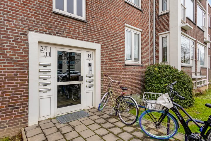 Foto 4 van Adelbert van Scharnlaan H 27