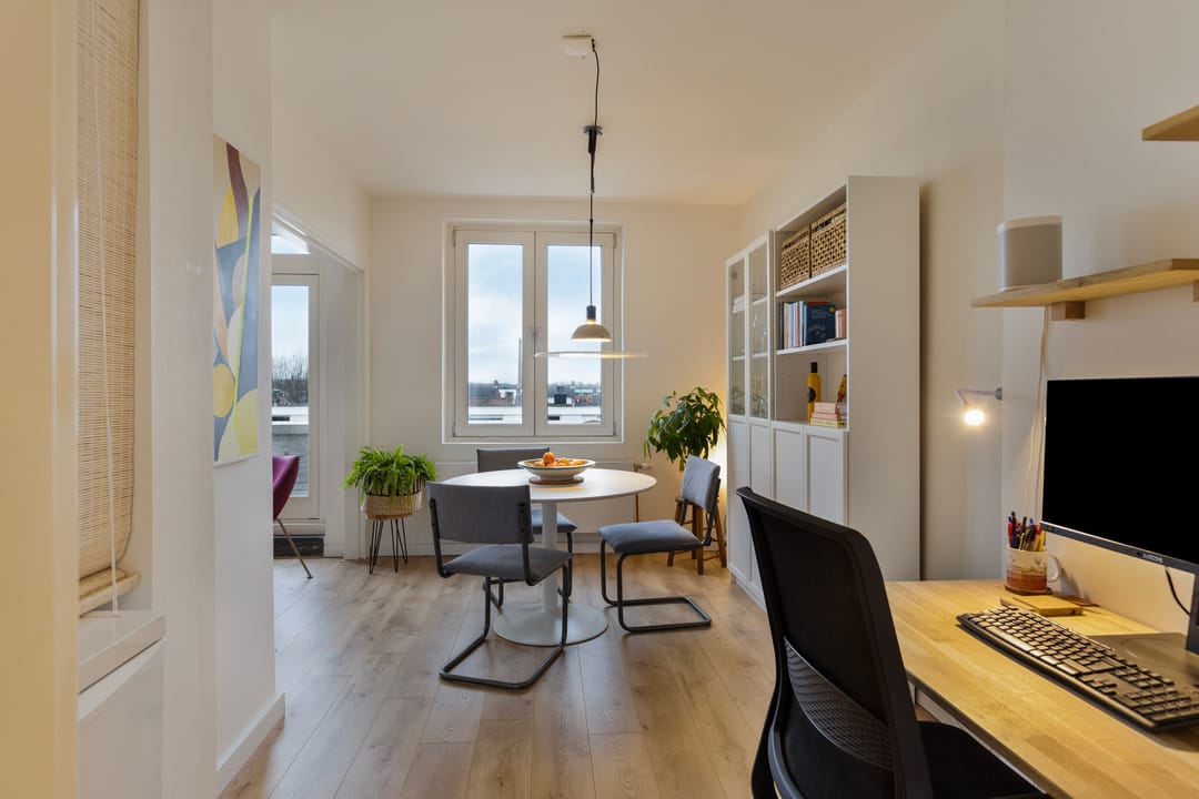 Foto 8 van Adelbert van Scharnlaan H 27