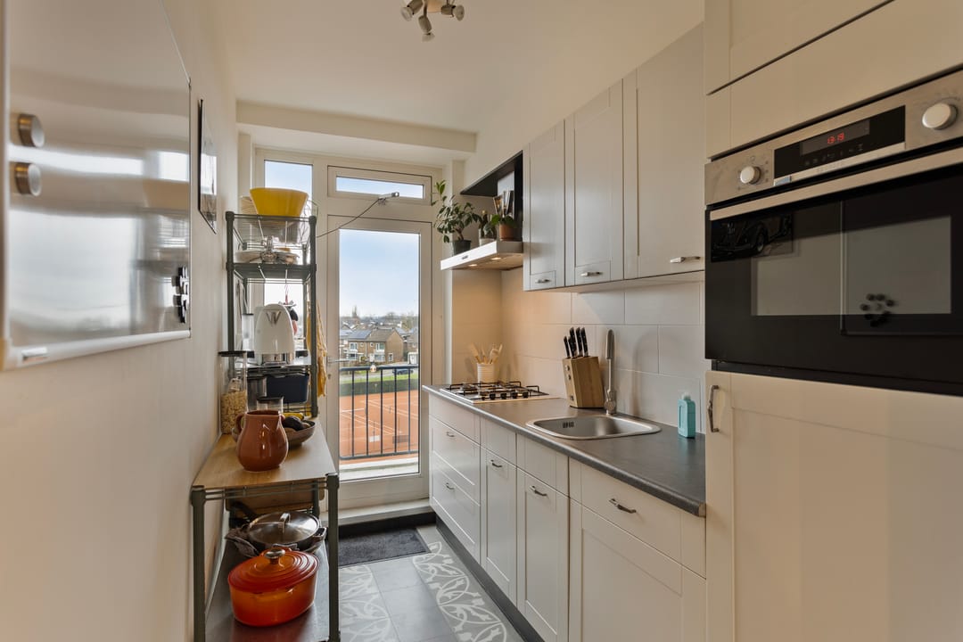 Foto 16 van Adelbert van Scharnlaan H 27