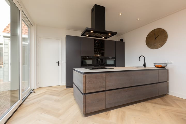 Foto 15 van Thorbeckestraat 4