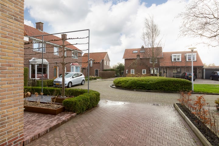 Bekijk foto 48 van Thorbeckestraat 4