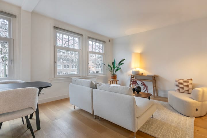 Foto 8 van Van Tuyll van Serooskerkenweg 57-1