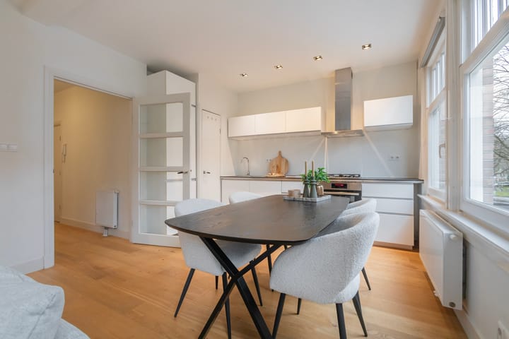 Foto 17 van Van Tuyll van Serooskerkenweg 57-1