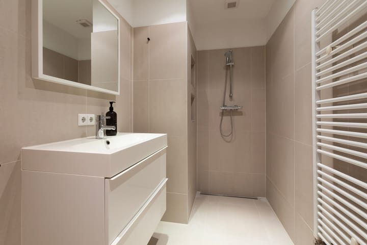 Foto 23 van Van Tuyll van Serooskerkenweg 57-1