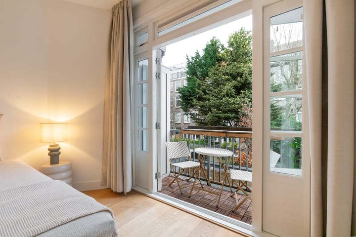 Foto 26 van Van Tuyll van Serooskerkenweg 57-1