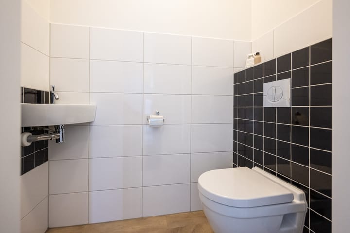 Foto 7 van Bloemenweg 15