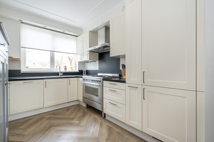 Foto 12 van Bloemenweg 15