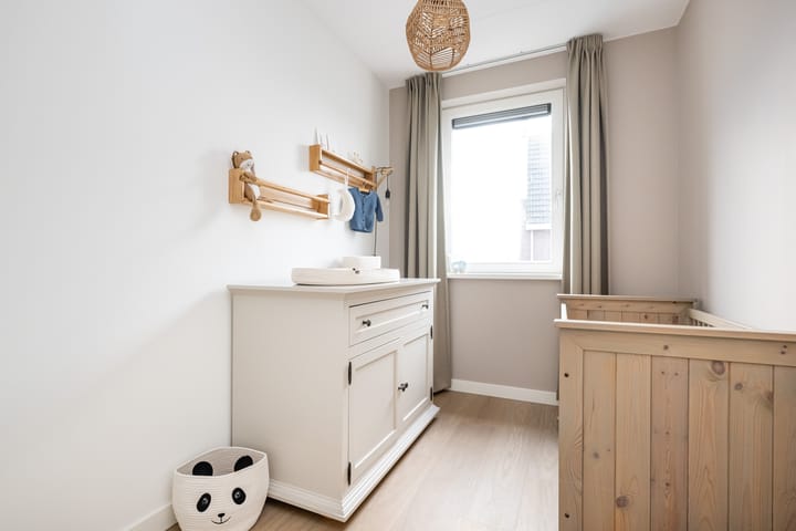 Foto 16 van Bloemenweg 15