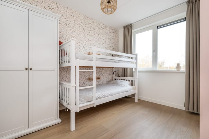 Foto 17 van Bloemenweg 15