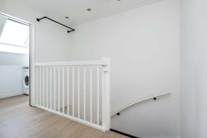 Foto 21 van Bloemenweg 15