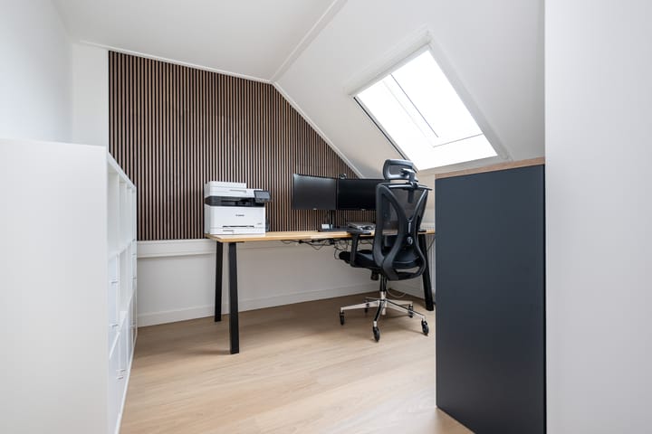 Foto 23 van Bloemenweg 15