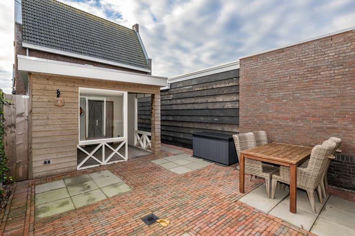 Foto 27 van Bloemenweg 15