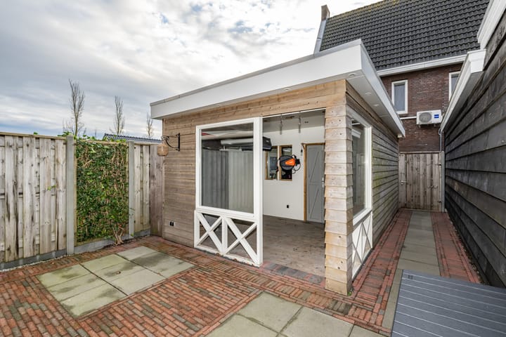 Foto 28 van Bloemenweg 15