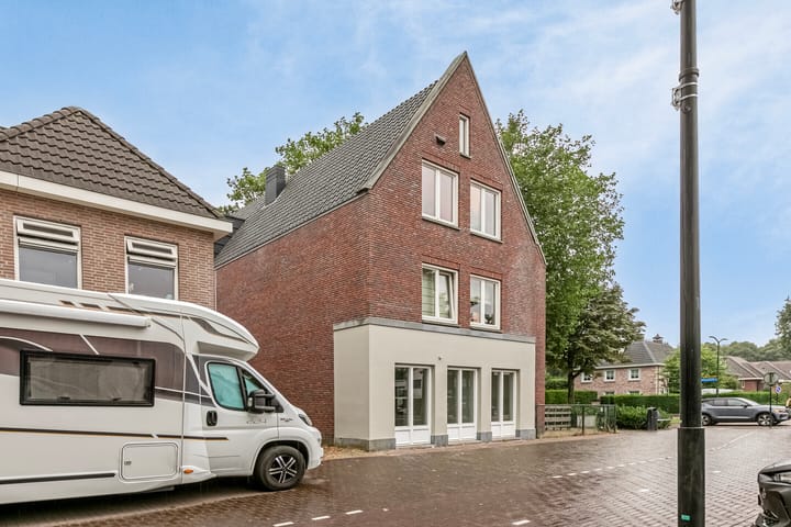 Foto 2 van Rademakerstraat 135