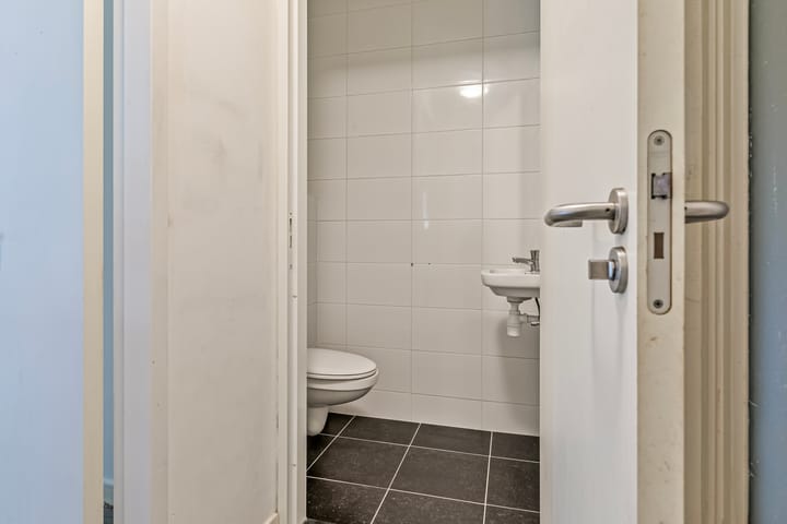 Photo 6 of Rademakerstraat 135