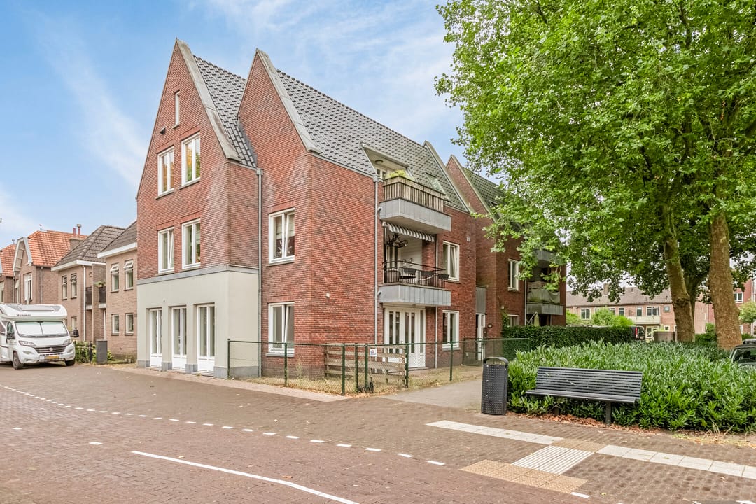 Foto 23 van Rademakerstraat 135