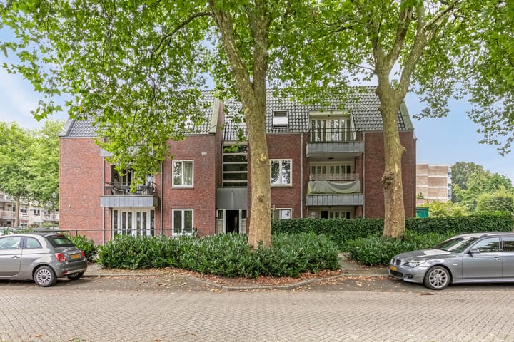 Photo 24 of Rademakerstraat 135