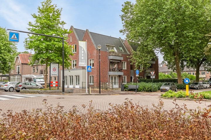 View photo 25 of Rademakerstraat 135