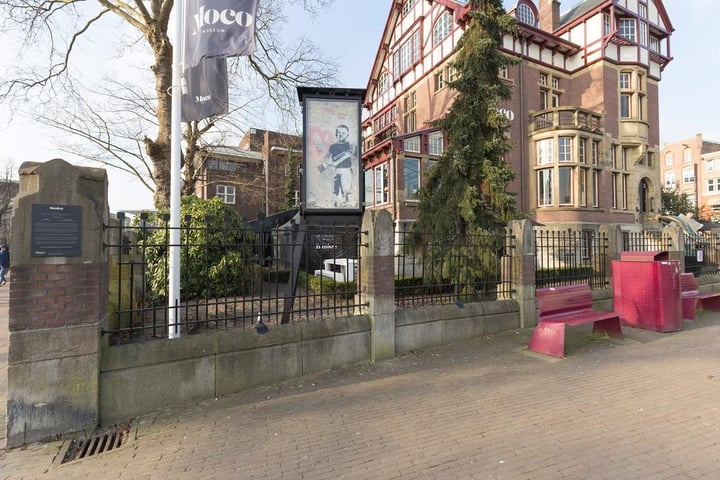 View photo 42 of Wouwermanstraat 33-H