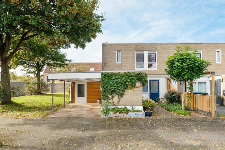 Photo 2 of Karveel 46 56