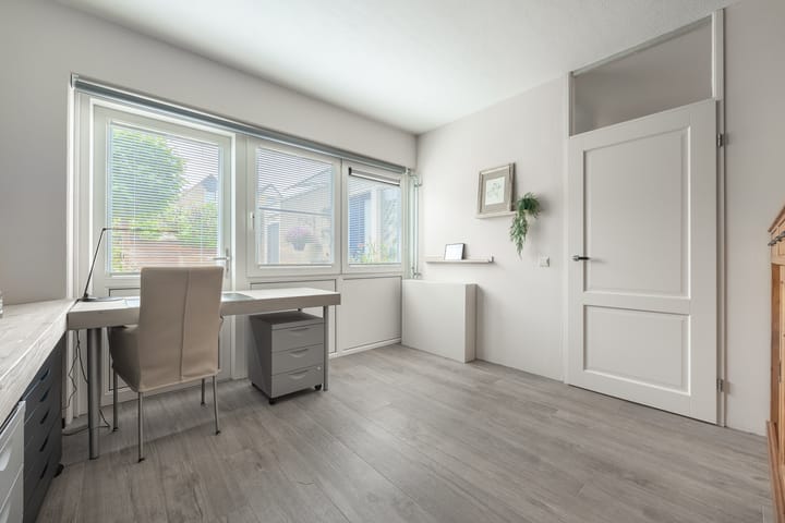 Photo 6 of Karveel 46 56