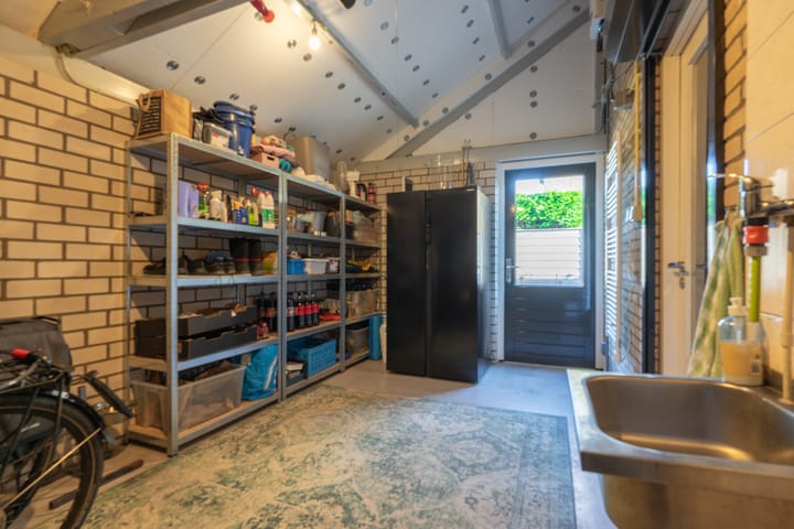 Foto 40 van Dr R v Oppenraaijstr 74